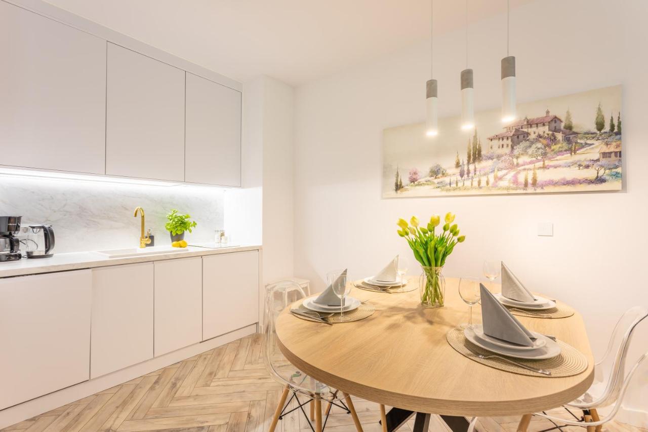 Ambria Apartments Matejki 17 سفينويتشي المظهر الخارجي الصورة